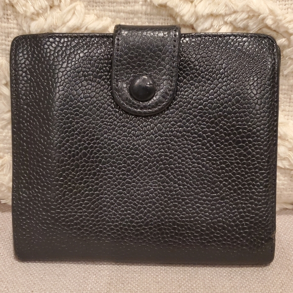 CHANEL Black Textured Leather Wallet - Picture 2 of 16